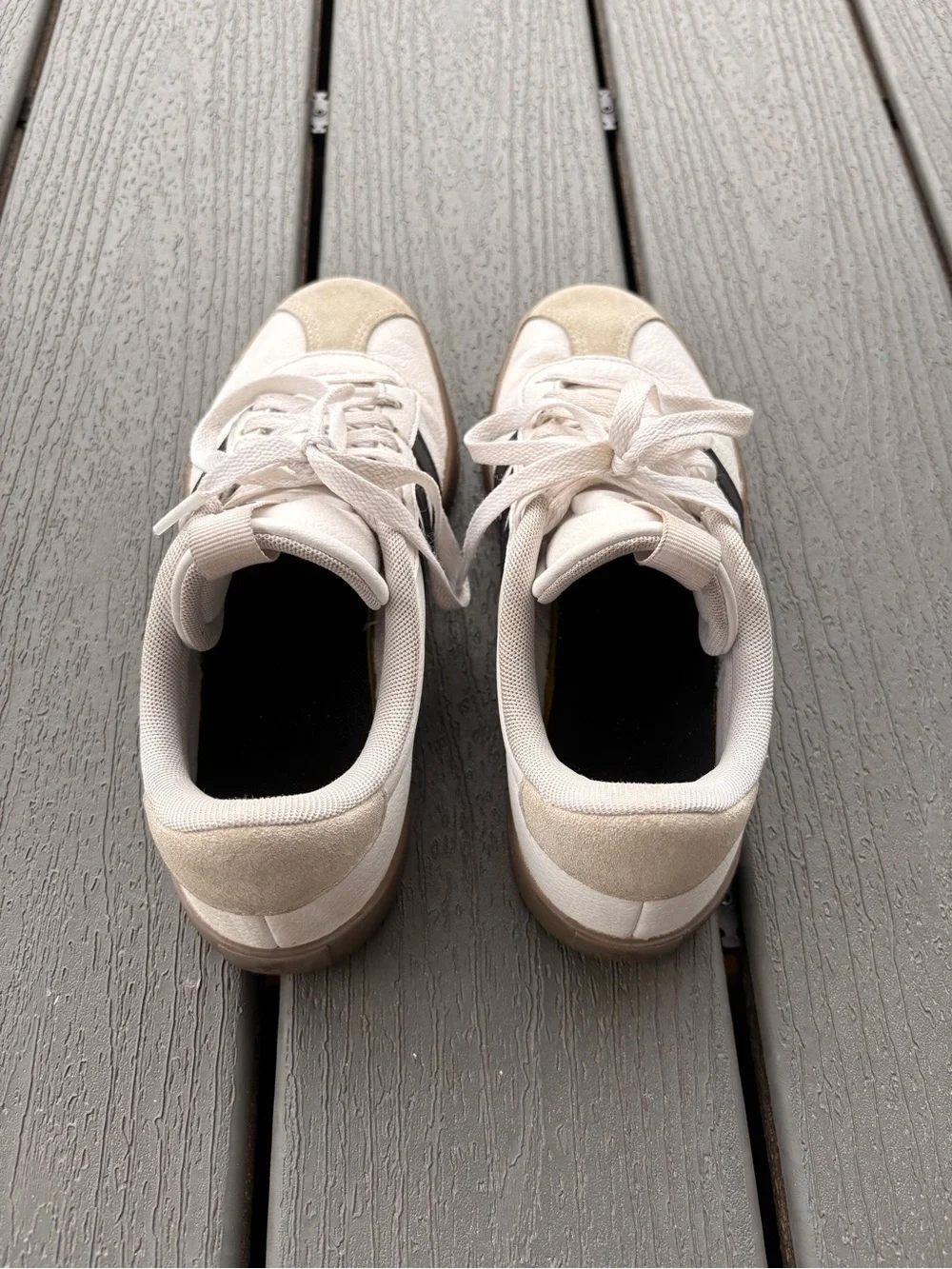adidas classic sneaker